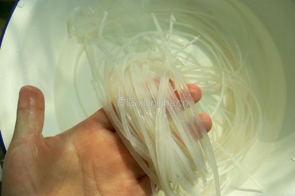 炒粉条的做法图解2