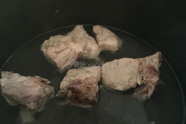 土豆芸豆炖排骨的做法图解4