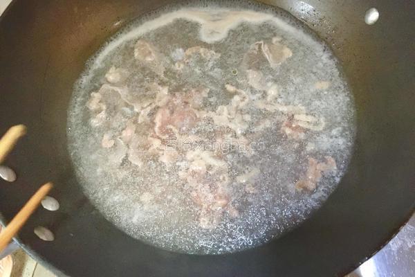 一品肥牛金针煲的做法图解8