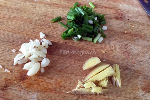 土豆炒鸡的做法图解3