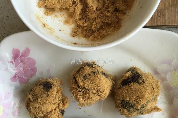 肉松豆沙蛋黄酥的做法图解9