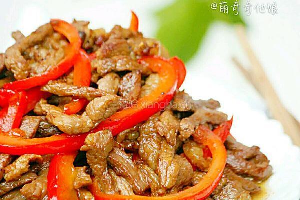 红椒炒肉(甜椒肉丝)的做法图解1