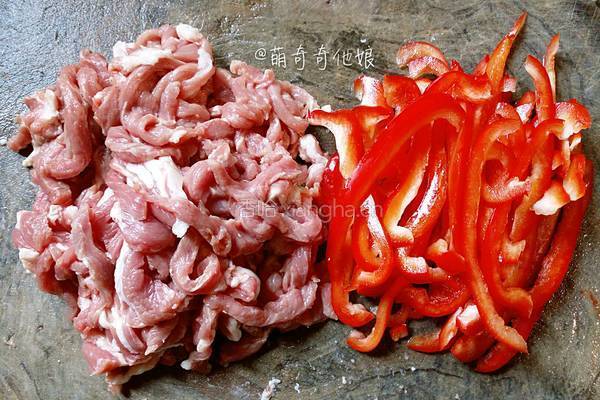 红椒炒肉(甜椒肉丝)的做法图解2