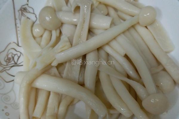 蚝油海鲜菇的做法图解1