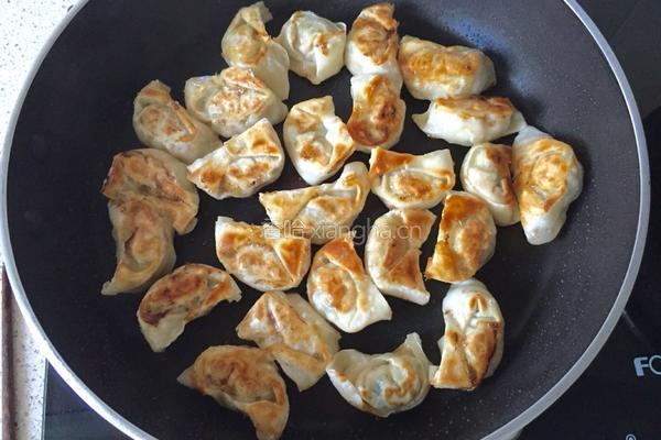 香煎馄饨的做法图解5