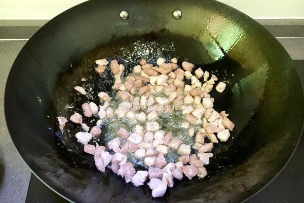 猪肉土豆咖喱的做法图解2