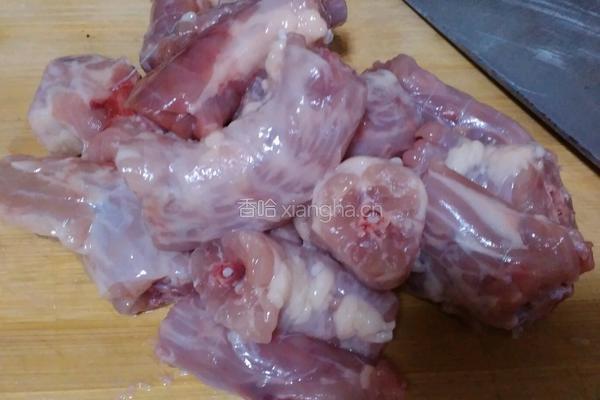 红烧鸡脖子的做法图解1