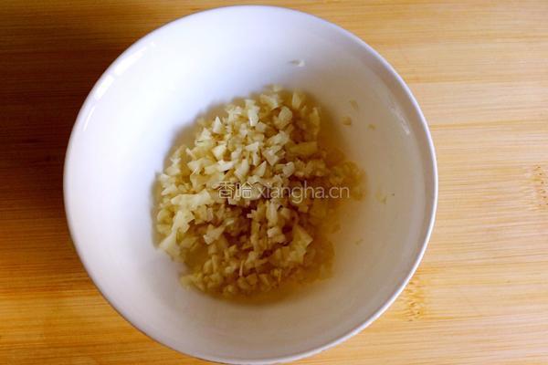 皮蛋香辣豆腐的做法图解4
