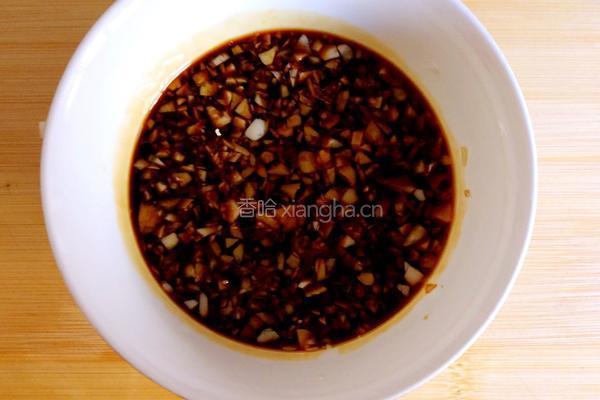 皮蛋香辣豆腐的做法图解5
