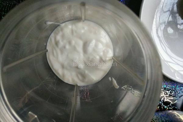 牛油果酸奶奶昔的做法图解3