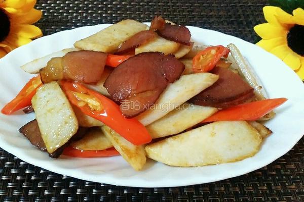 腊肉炒老芋头的做法图解15