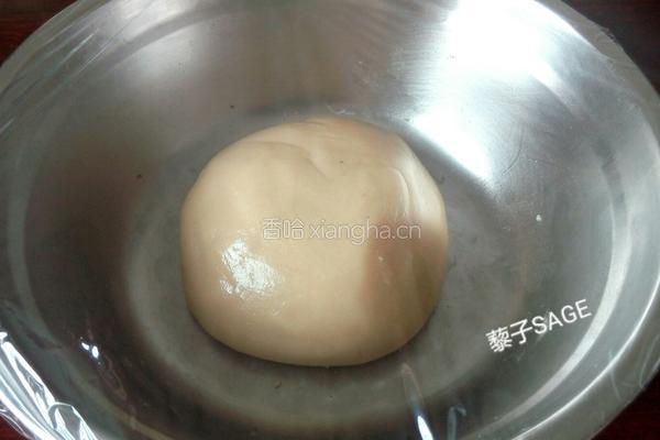 白芸豆蛋黄月饼的做法图解12