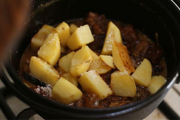 牛肉烧土豆的做法图解7