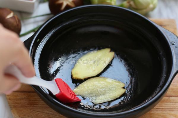 广式腊味煲仔饭的做法图解3