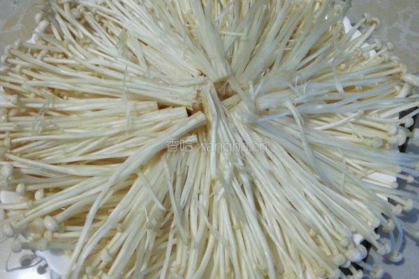 泡椒金针菇的做法图解2
