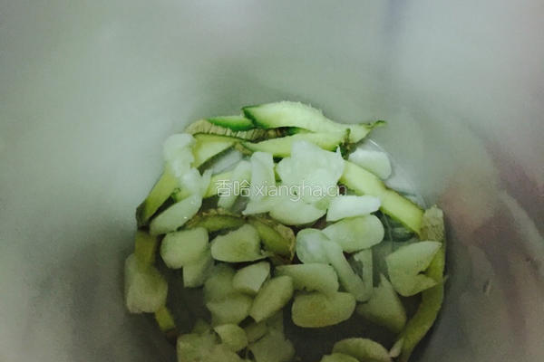 烧烤味煎鸭血蛋的做法图解3