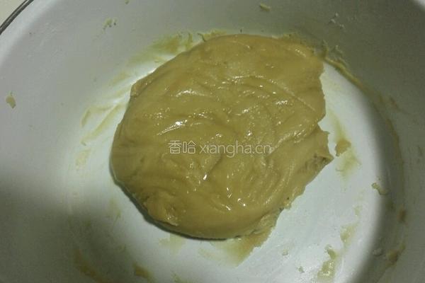莲蓉蛋黄月饼的做法图解5
