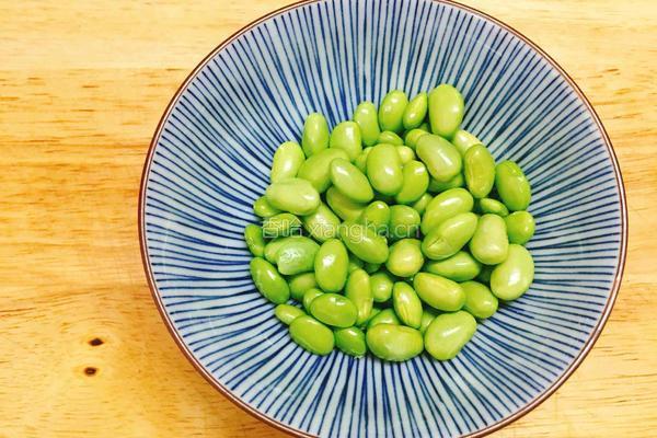 排骨烧毛豆的做法图解5