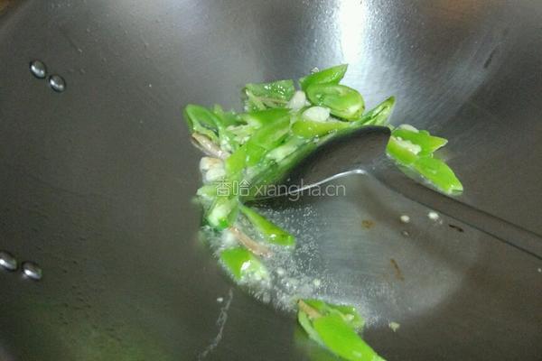 咸蛋黄烧茄子的做法图解6