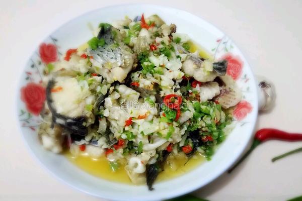 剁椒鱼肉的做法图解9