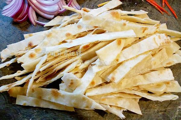 豆芽肉丝炒饼的做法图解8