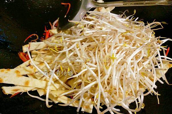 豆芽肉丝炒饼的做法图解10