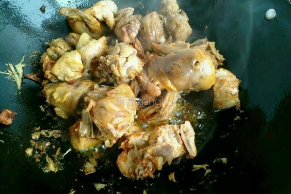 香辣土豆烧鸡块的做法图解6