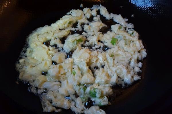 自制扬州炒饭的做法图解5