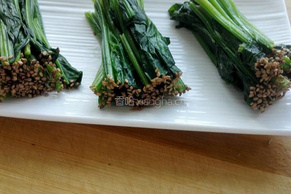 麻酱拌菠菜的做法图解5