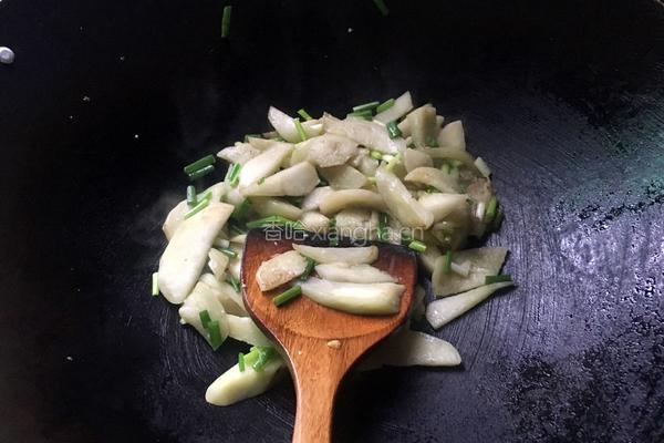 茄子炒蛋的做法图解8