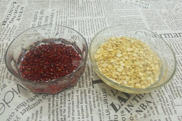 小米燕麦红豆粥的做法图解1