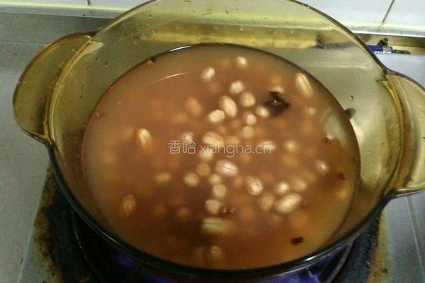 凉拌芹菜花生的做法图解2
