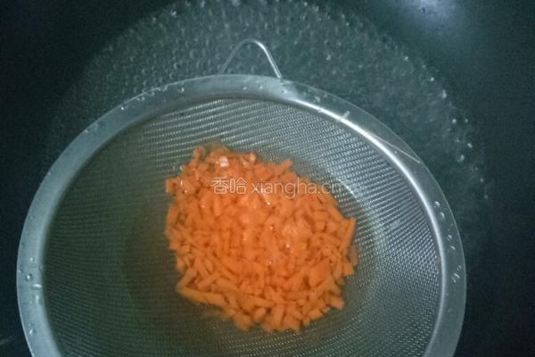 胡萝卜煎蛋的做法图解2