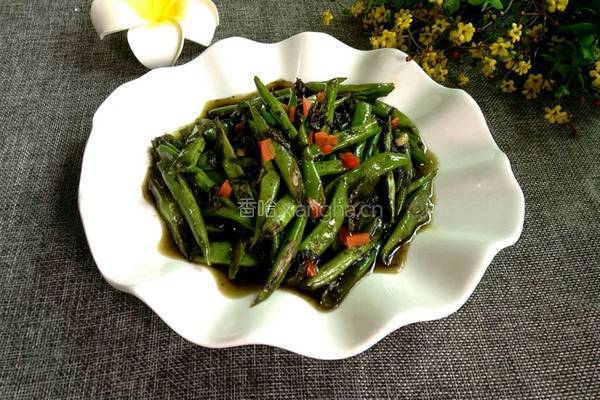 橄榄菜四季豆的做法图解7