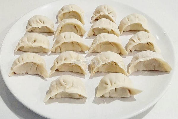 鱼肉水饺的做法图解3