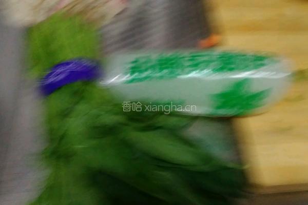 红油菠菜粉皮的做法图解1