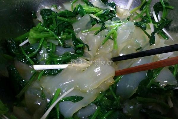 红油菠菜粉皮的做法图解13