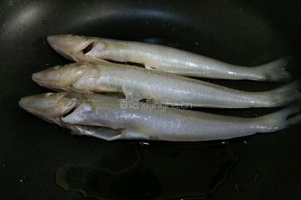香辣沙丁鱼的做法图解3