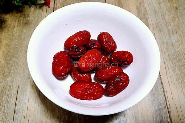 红枣红薯大米粥的做法图解3