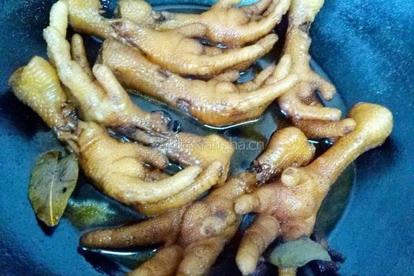 卤水鸡脚的做法图解10