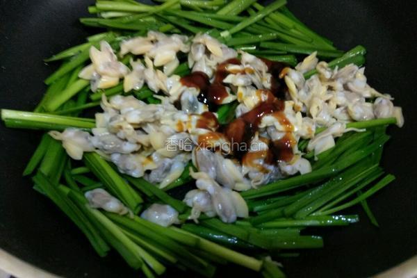 韭菜炒蚬肉的做法图解7