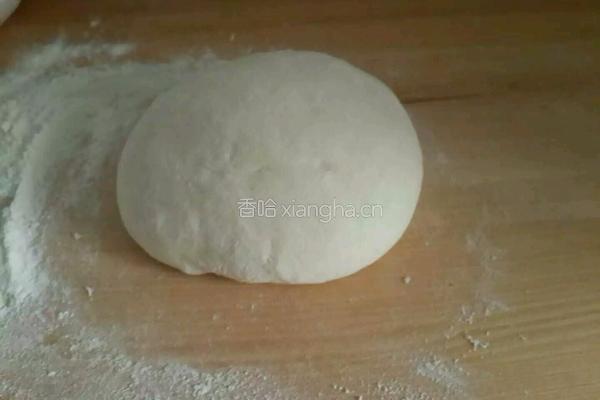 酸菜馅饼的做法图解1