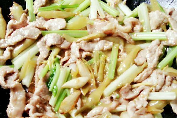 泡椒炒肉肉的做法图解6