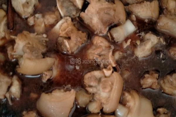 土豆闷猪脚的做法图解7