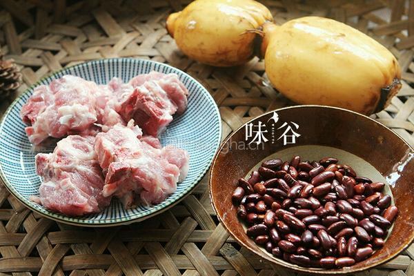 红腰豆莲藕猪骨汤的做法图解1
