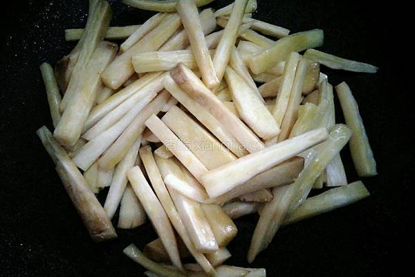 素炒鸡腿菇的做法图解4