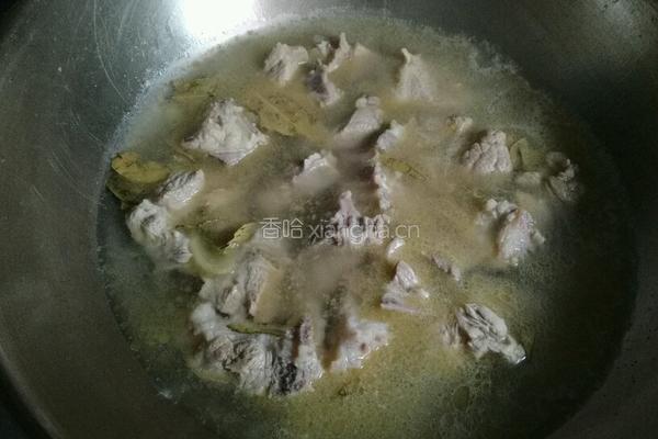 竹笋炖排骨的做法图解9