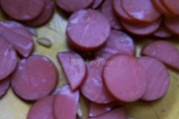 青椒炒红肠的做法图解4