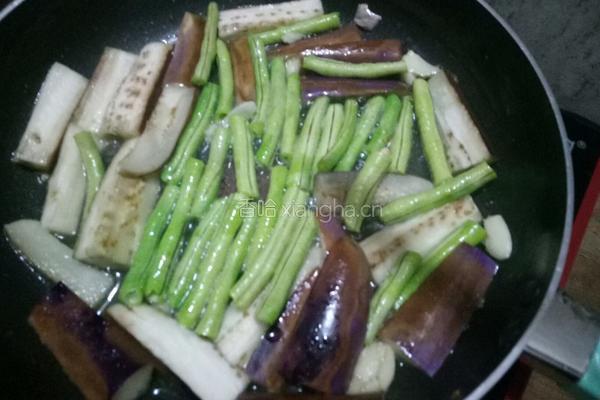 干锅茄子豆角的做法图解6
