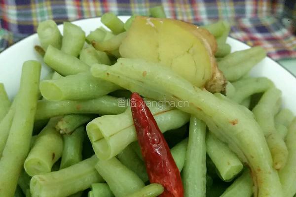 回锅豆角的做法图解6